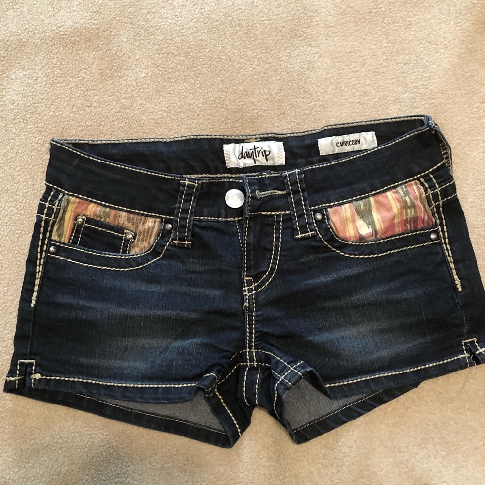 DayTrip Jean Shorts
